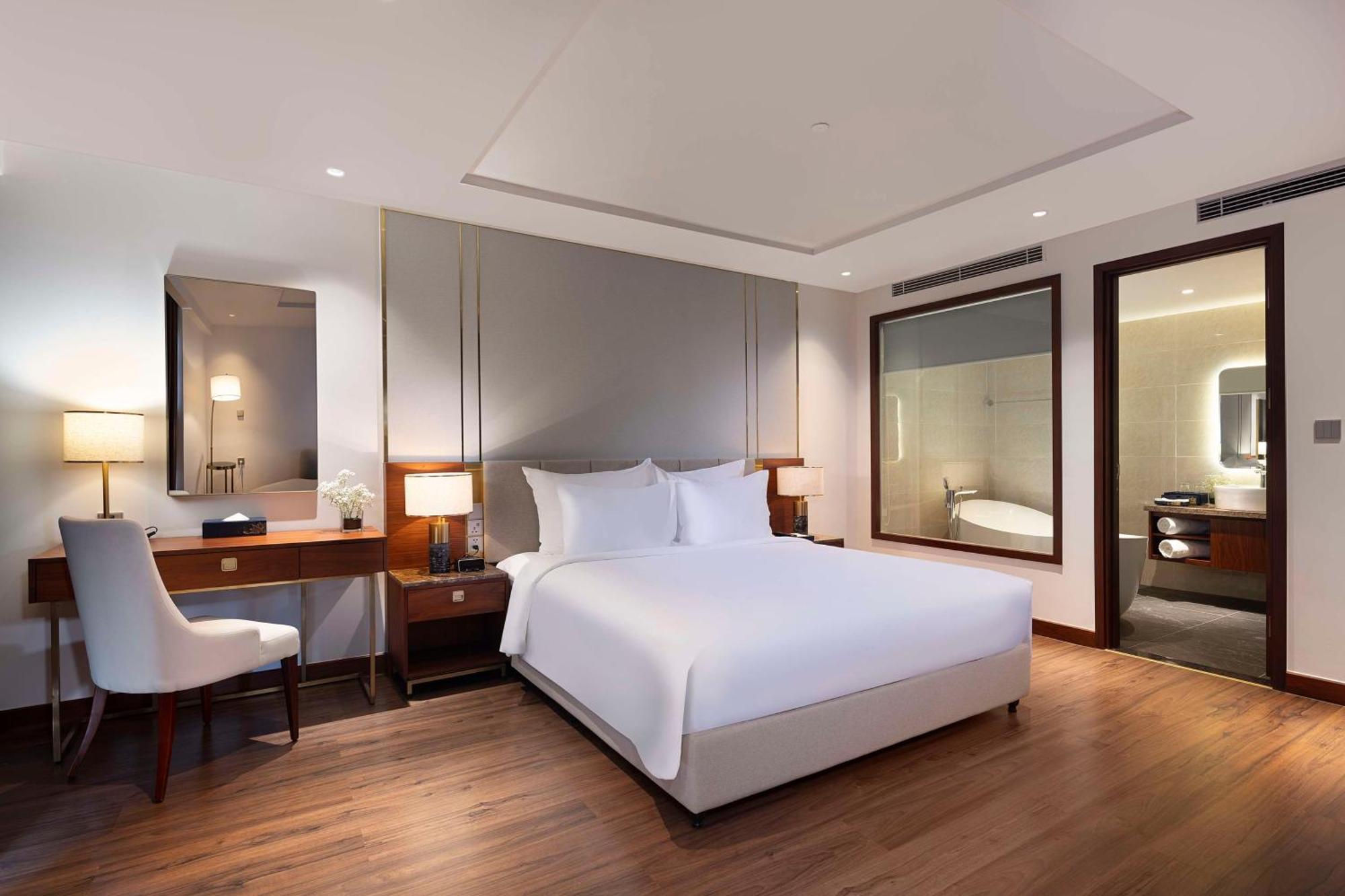 Best Western Premier Marvella Nha Trang Bagian luar foto