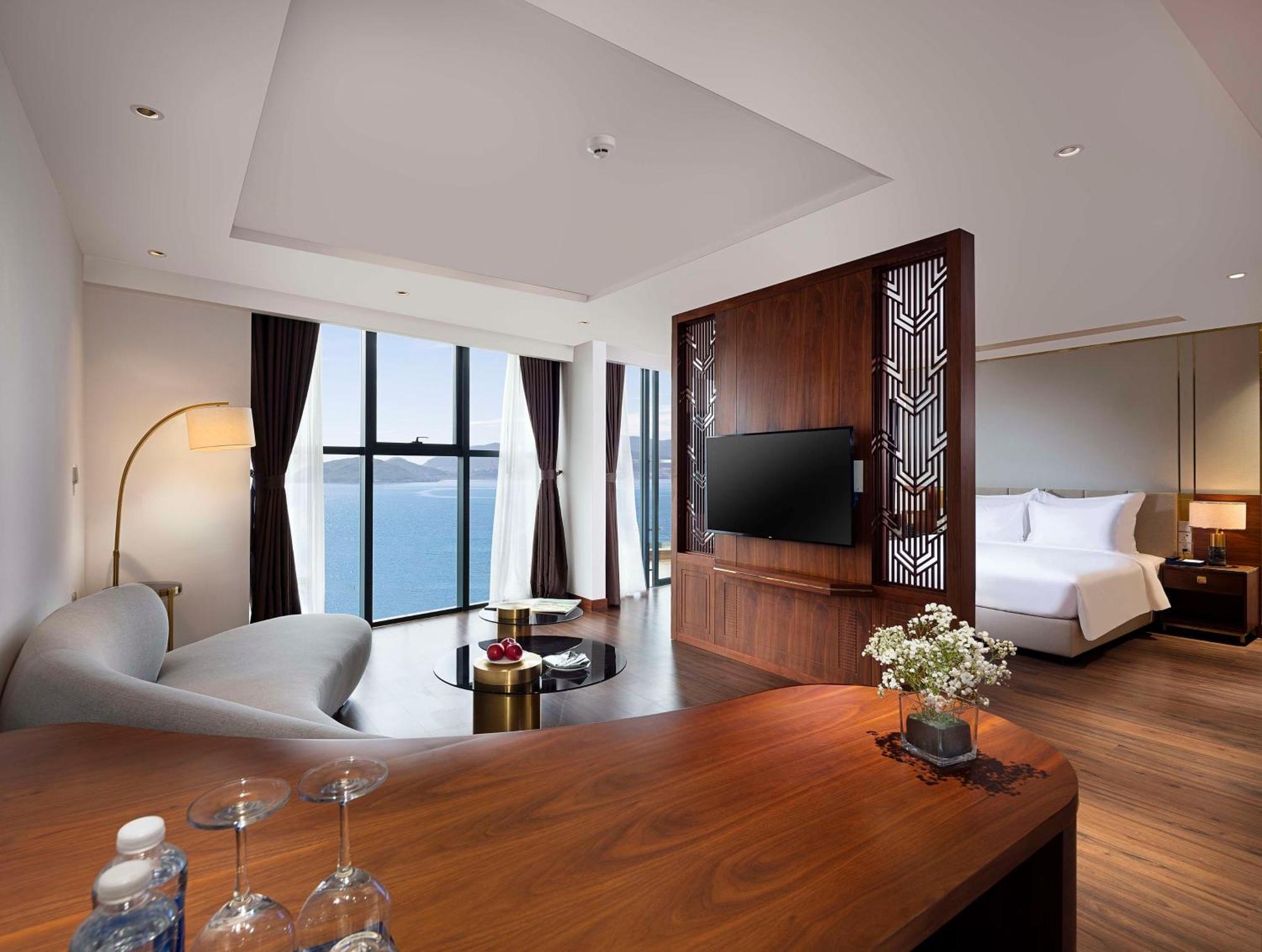 Best Western Premier Marvella Nha Trang Bagian luar foto